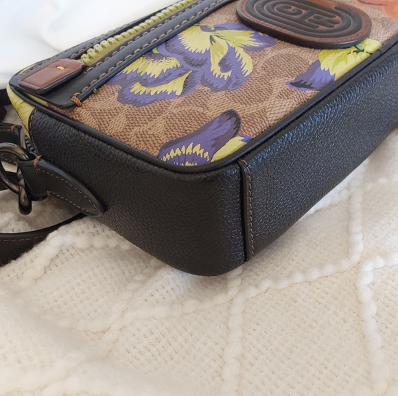 Coach Floral Patterned Crossbody Bag - Picture 7 of 16